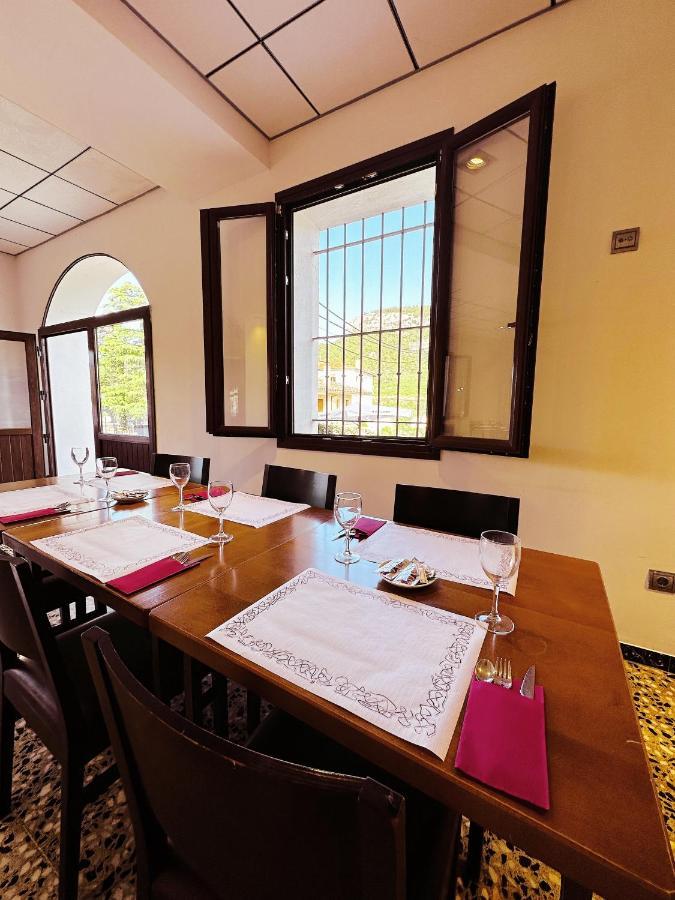 Fonda Aparicio Hotel Fuentespalda ภายนอก รูปภาพ
